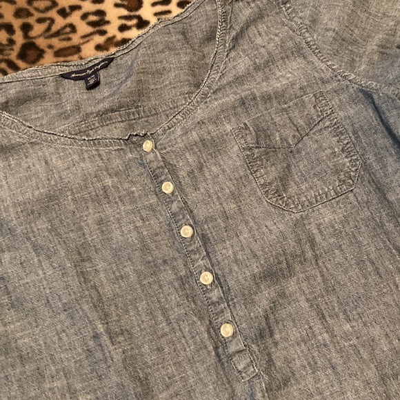 2 for $20 AMERICAN EAGLE Shirt Women’s Size XL AE Denim Pullover Long Sleeve Top - Picture 3 of 10
